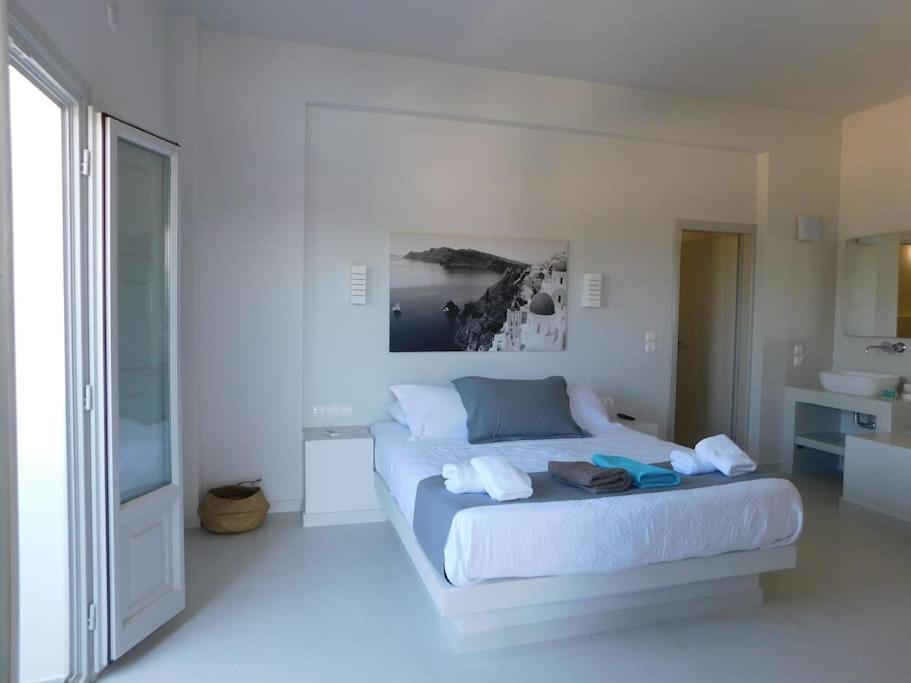Perissa Beachfront Rooms Exterior foto